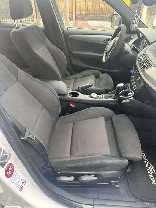 Vând BMW X1 M pachet