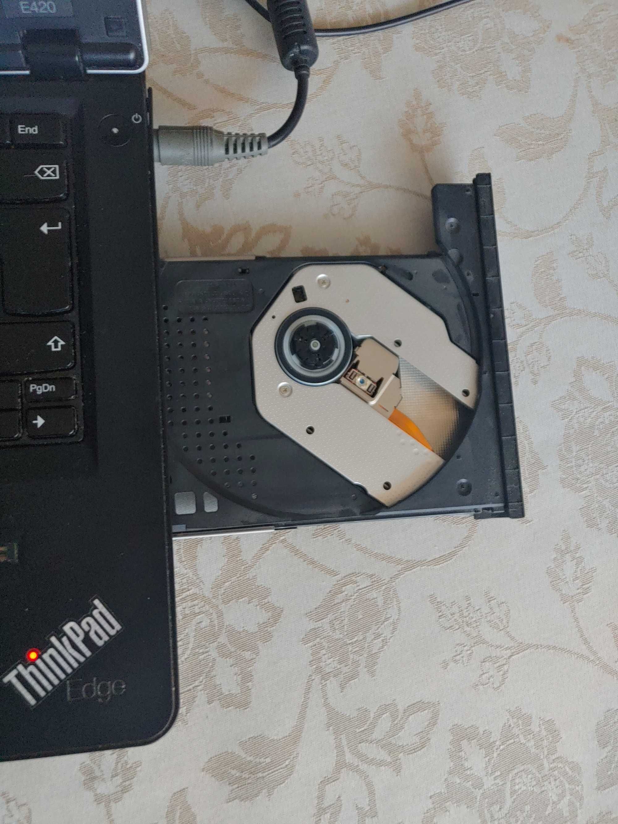 Продавам лаптоп LENOVO EDGE E420