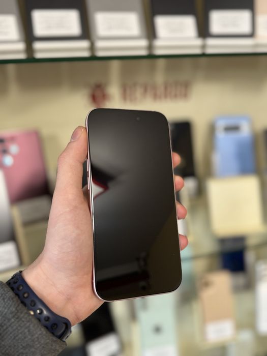 iPhone 15 - 128 gb - pink