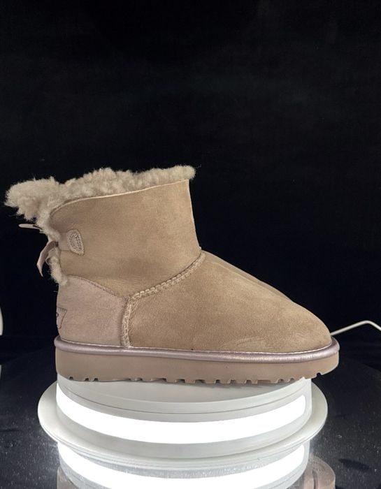 UGG Mini Bailey Rose