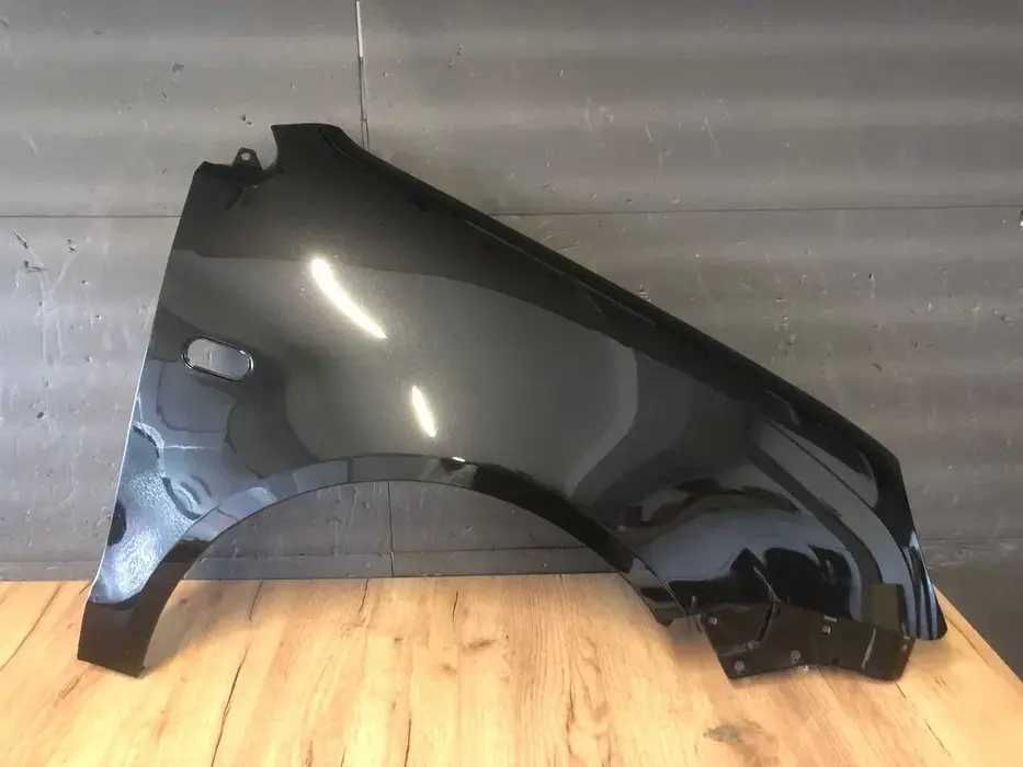 Aripa Fata Dreapta VW Polo 5/V 2002-2005 (LC9Z (Negru))