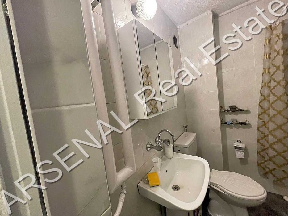 Двустаен апартамент под наем, Гео Милев