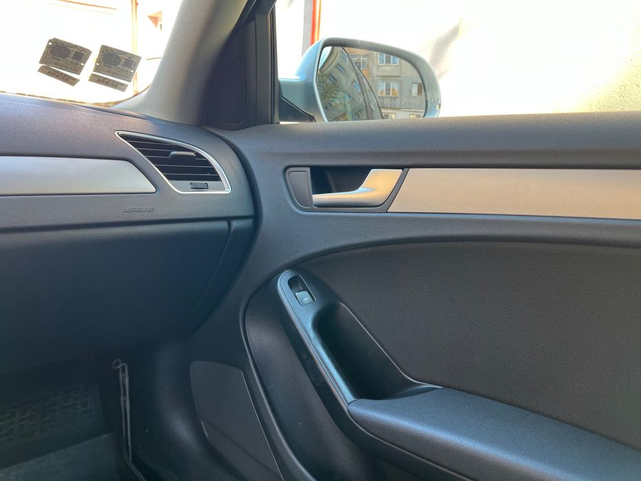 Vând Audi A4, an 2010. Unic proprietar