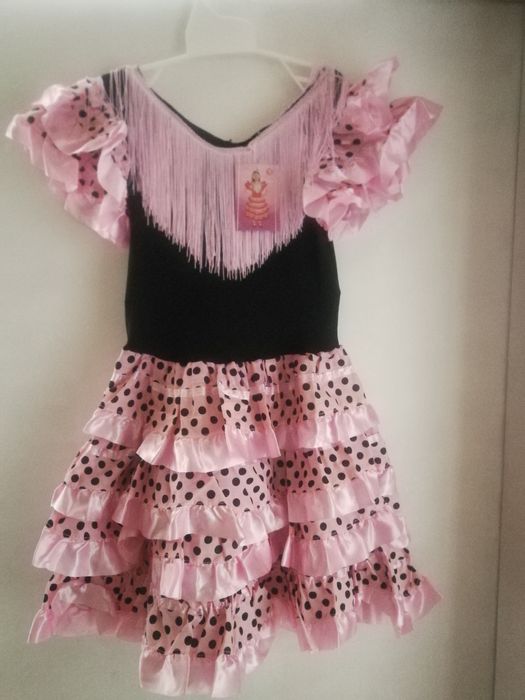 Рокли Petite fleur и др. 1,5-2 г.,9г. -11г. и за 4-5 г. палта, як