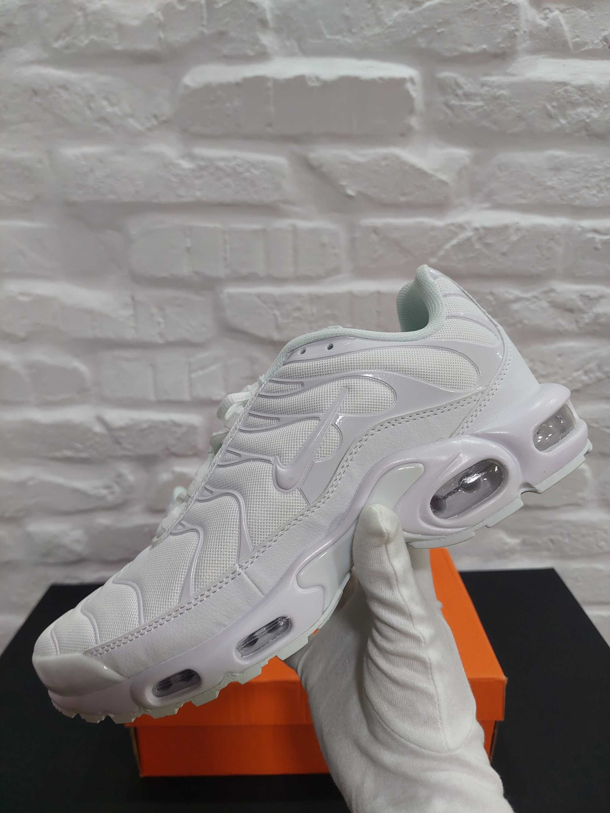 Nike Air Max Plus Tn - Triple White/All white EU 44