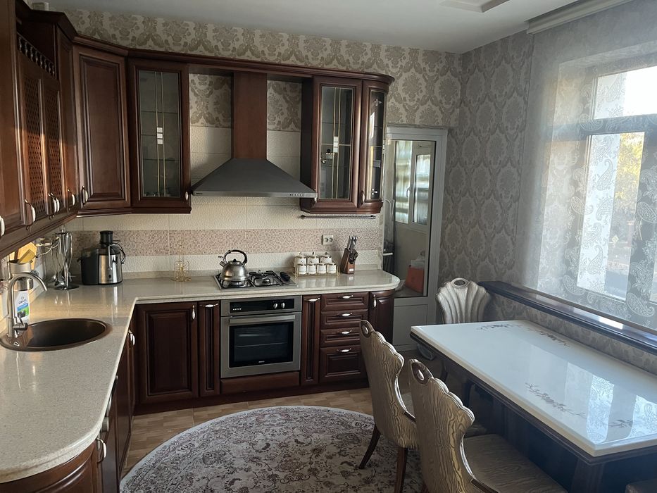 Сдается в аренду 4 комнатная квартира на Ц-1