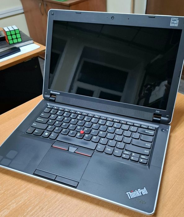 ThinkPad E40 EDGE