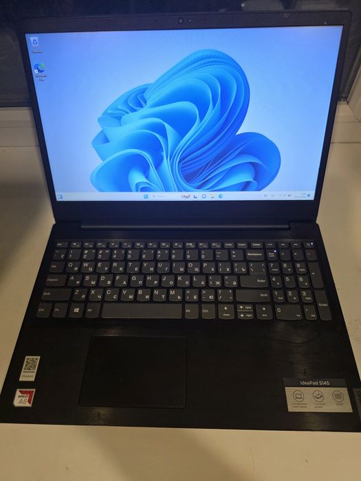Продам Lenovo ноутбук шустрый