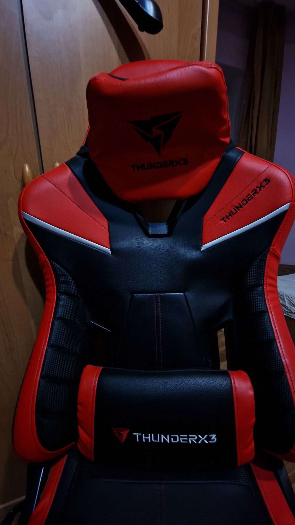 ThunderX3 TC5 ИГРОВОЕ КРЕСЛО. Срочно
