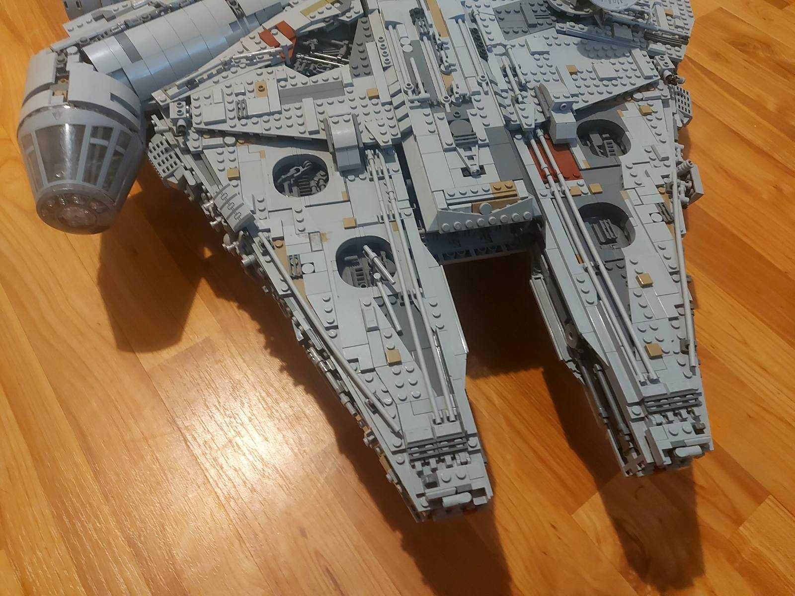 Хилядолетният сокол Lego Millenium Falcon 75192, сглобен