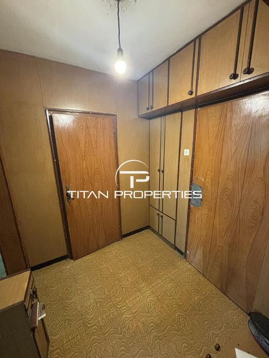 Продава се Двустаен апартамент в Бургас, Славейков - 60 кв.м за 2075 €/кв.м - Снимка #3