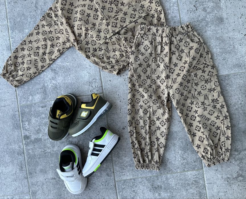 Mini lot bebe impecabil