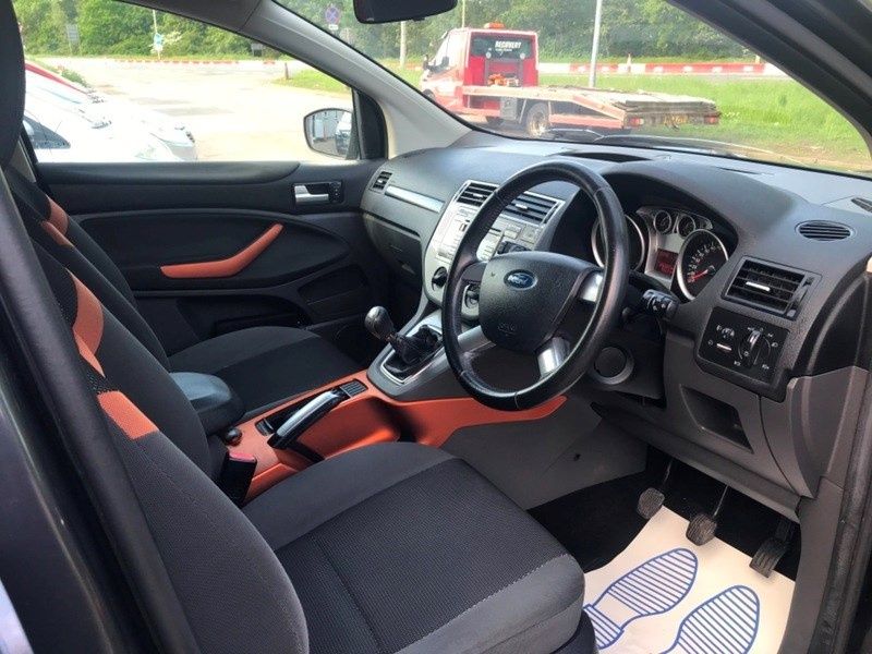 Ford Kuga 2.0 TDCI-136кс