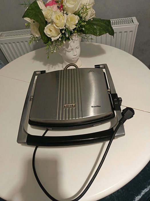 Aparat sandwich/panini Breville