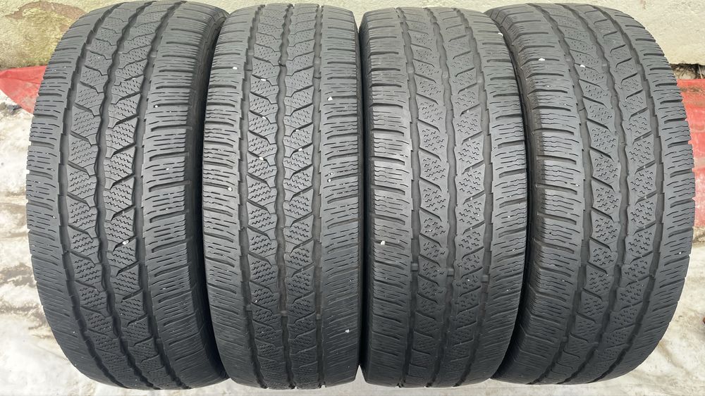 4бр 235/65/16с на 6мм с 24дот Континентал