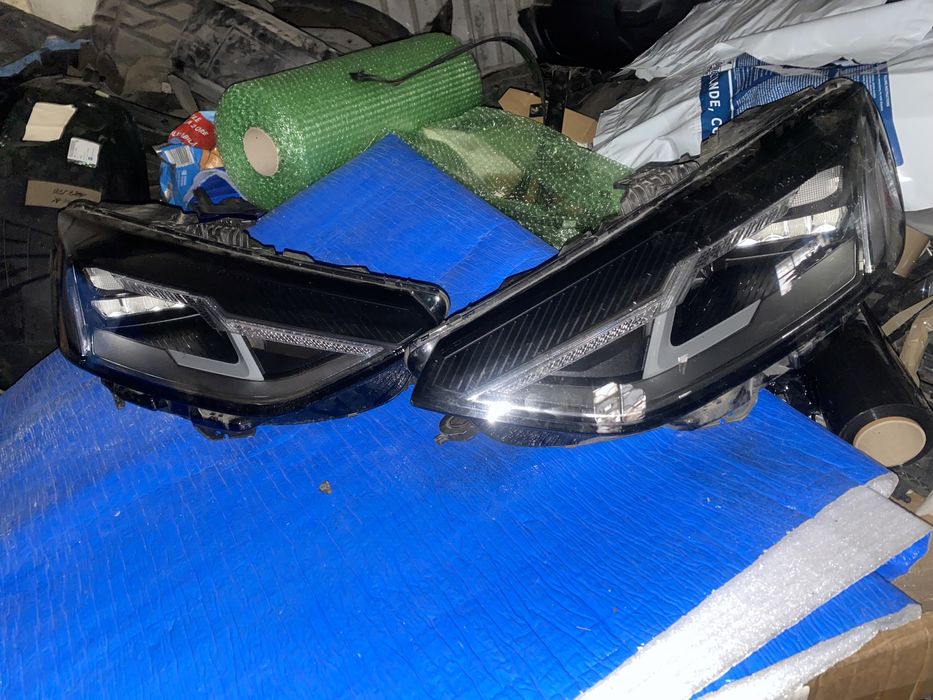 Far Audi A4 B9 8W facelift 2020 - 2023 faruri stanga dreapta