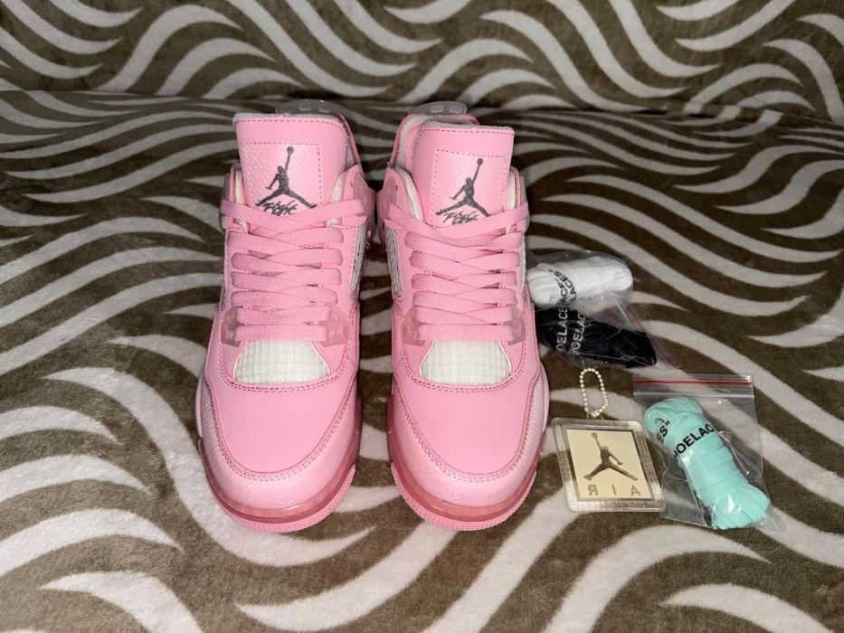 Incaltaminte NIKE Air Jordan 4 off white nr 36 - 39