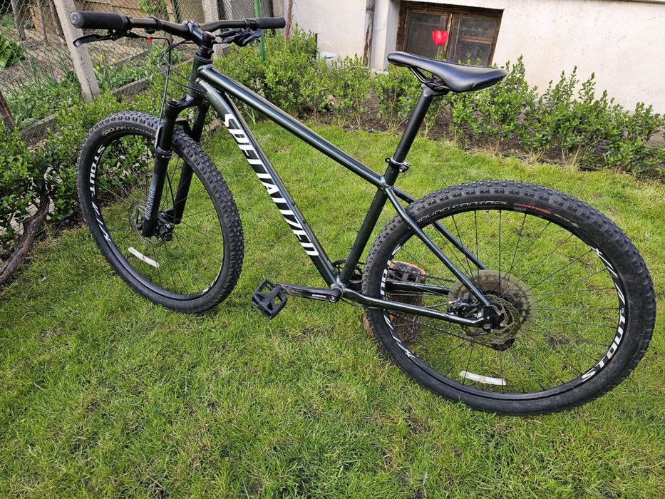Велосипед 29 specialized rockhopper EXP G – готов за планината и града