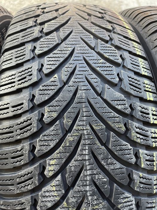 4 anvelope Nokian de iarna 235/65/18