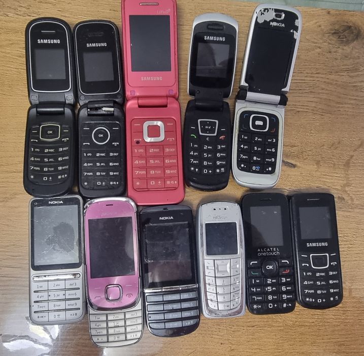 Телефони с копчета Nokia