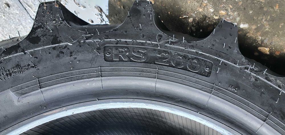 280/70R20 cauciucuri de la OZKA noi pentru incarcator frontal KZXC