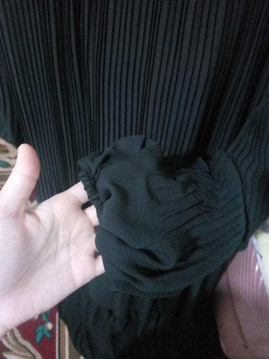 Qora vechirni koylak