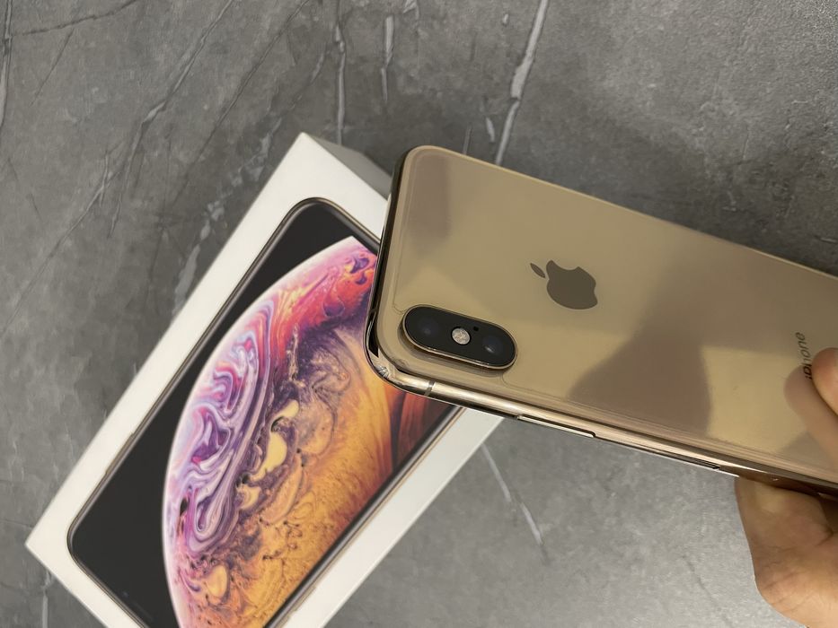 iPhone XS 64gb gold