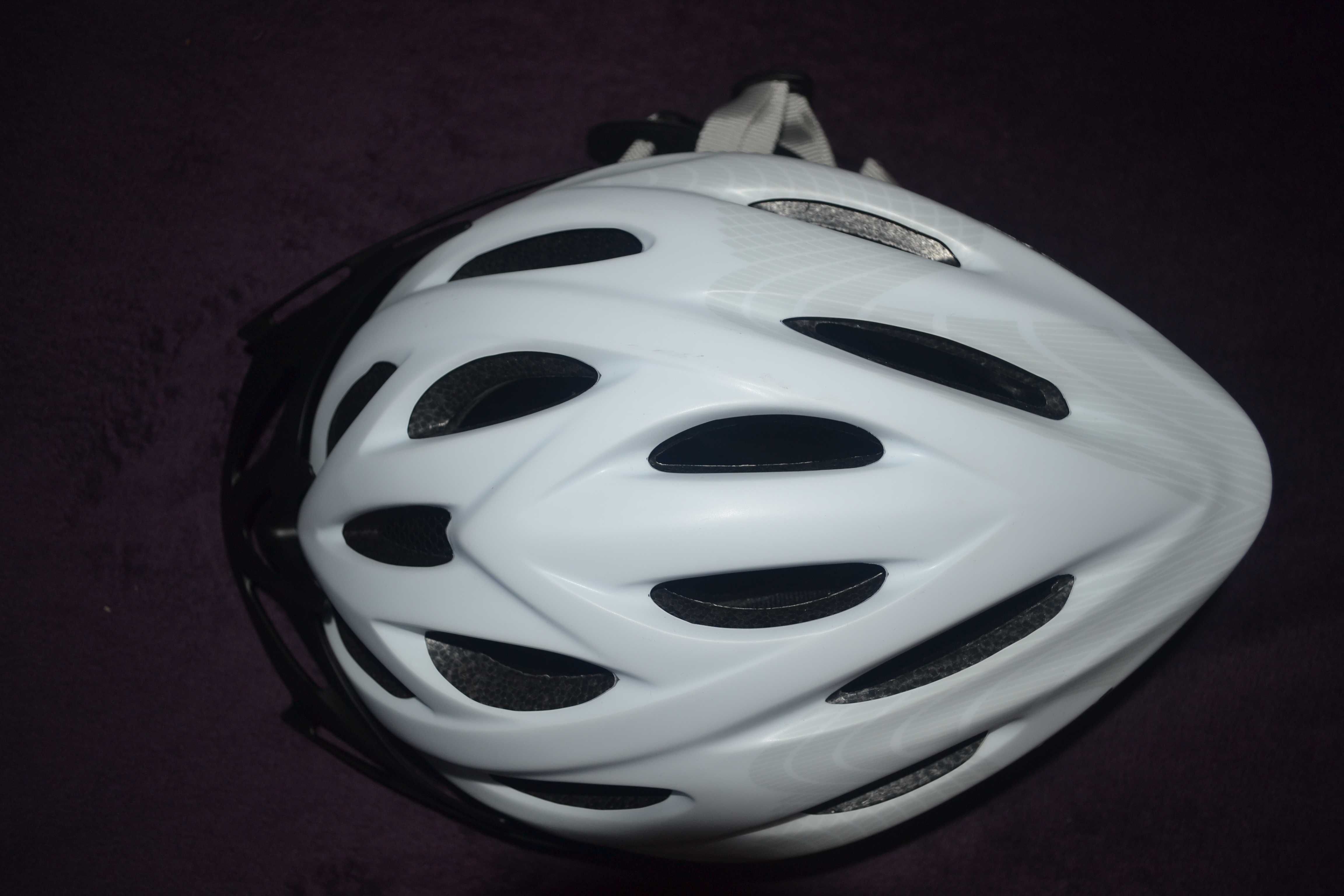 Fischer White Vision Casca Ciclism Marime L/XL 58-61 cm + LED