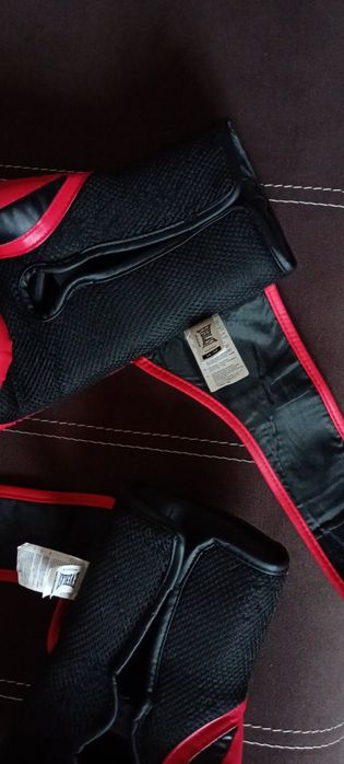 Mănuși box Everlast Elite 16oz – ca noi