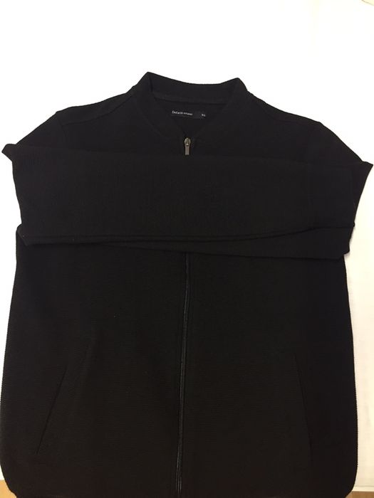 Продам кофту………………….