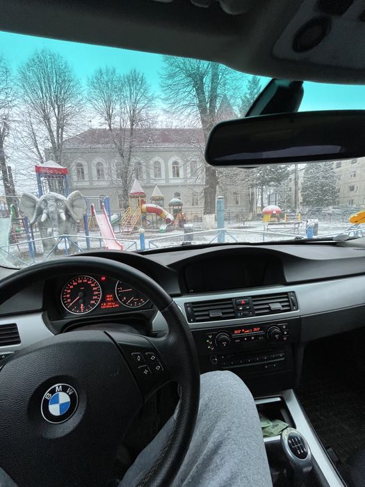 BMW E90 320D motor m47