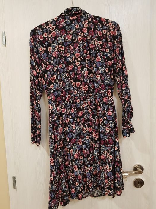 НОВИ Дамски рокли