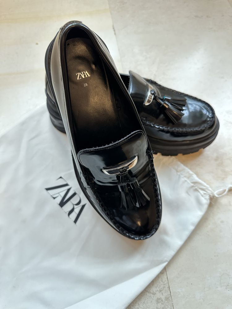 ZARA обувки 39 номер