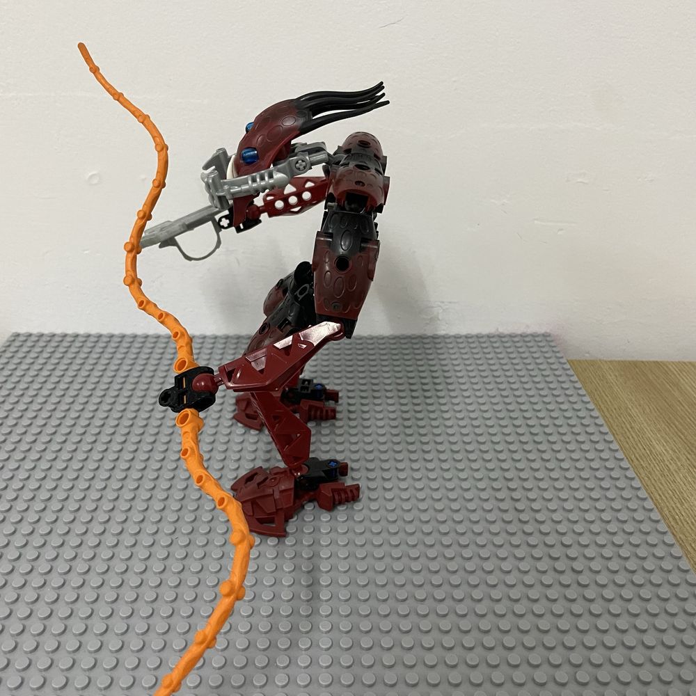 lego bionicle 8917 Kalmah barraki