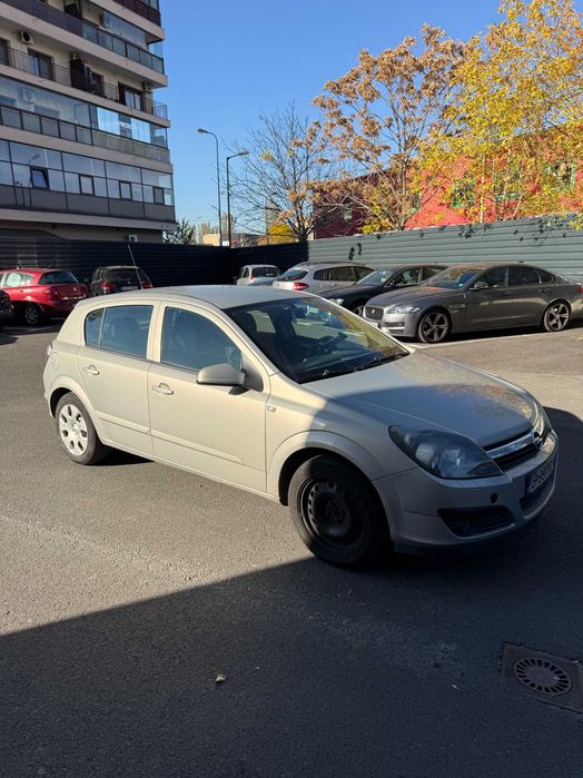 Vand Opel Astra H 1.6 Benzina