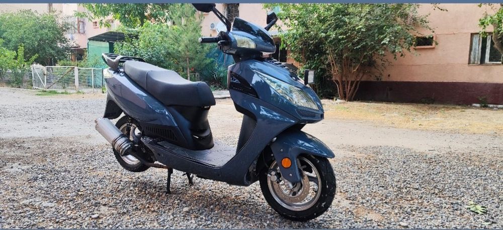 Skuter Realmoto Apache 80cc