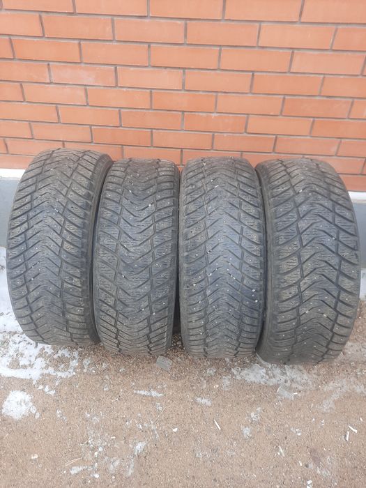 Автошины зимние 4 шт