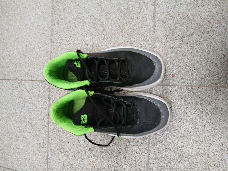 Pantofi Jordan Max Aura mărimea 39 purtați de 2 ori