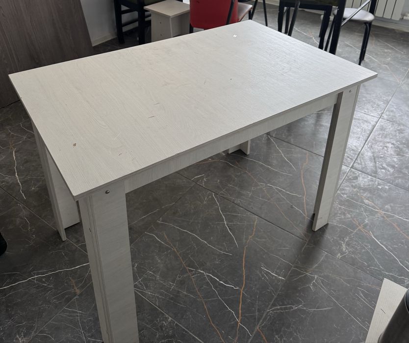 Продается Стол,стулья