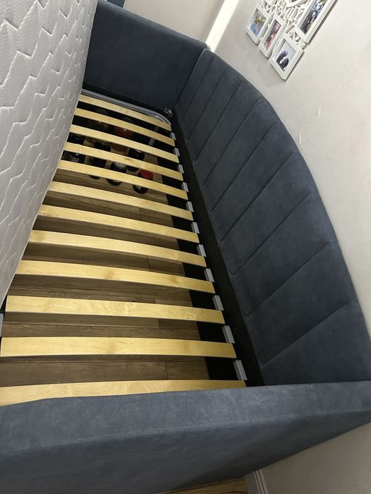 Продам кровать подростковый 90*200