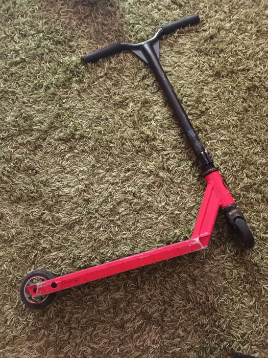 Vând  trotineta  freestyle