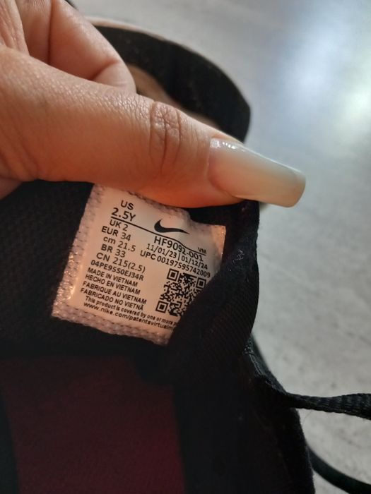 Adidasi nike copii