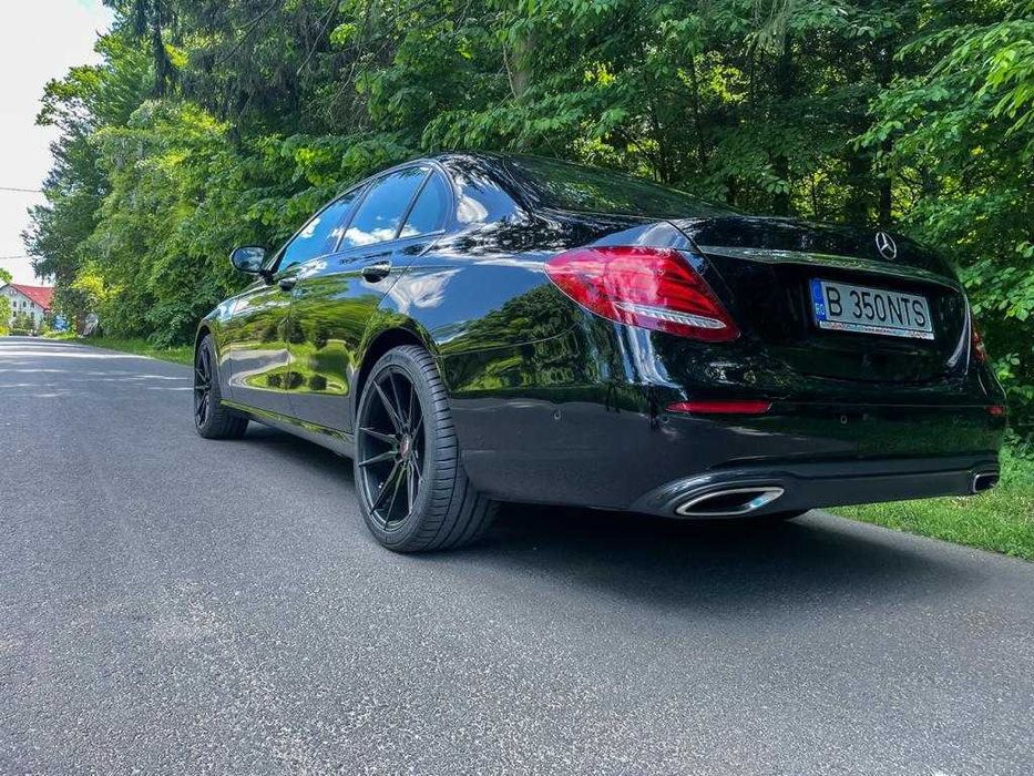 Mercedes-Benz E350e 2018 Plug-in Hybrid, Full