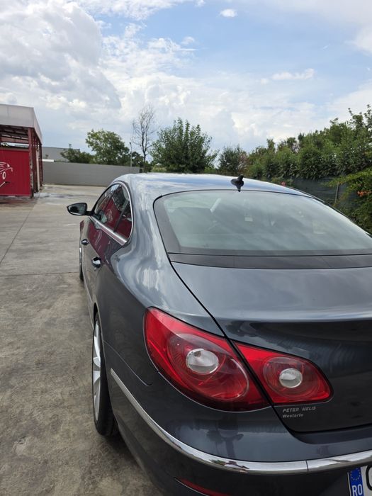Volkswagen Passat CC 2.0 TDI 140 CP
