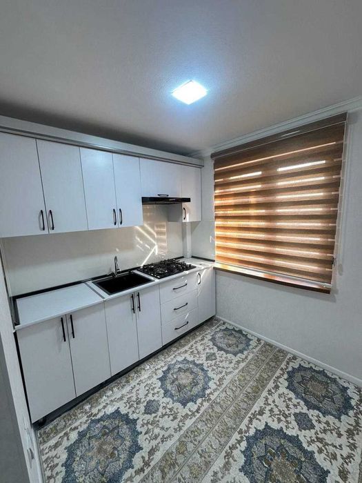 Продаётся люкс 2х комнатная квартира 3-этаже Адрес Вокзал Феникс Кафе!