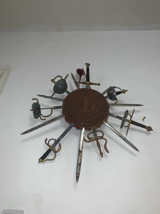 Panoplie cu sapte sabii