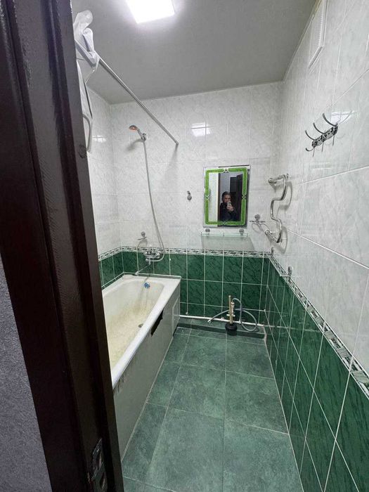 Продаётся квартира Юнусабад 19 2/5/5