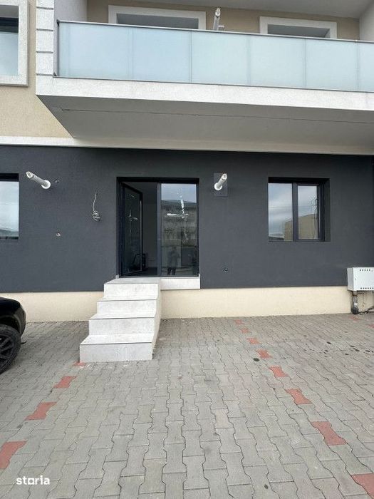 Spatiu Comercial de inchiriat-Bragadiru strada Scolii