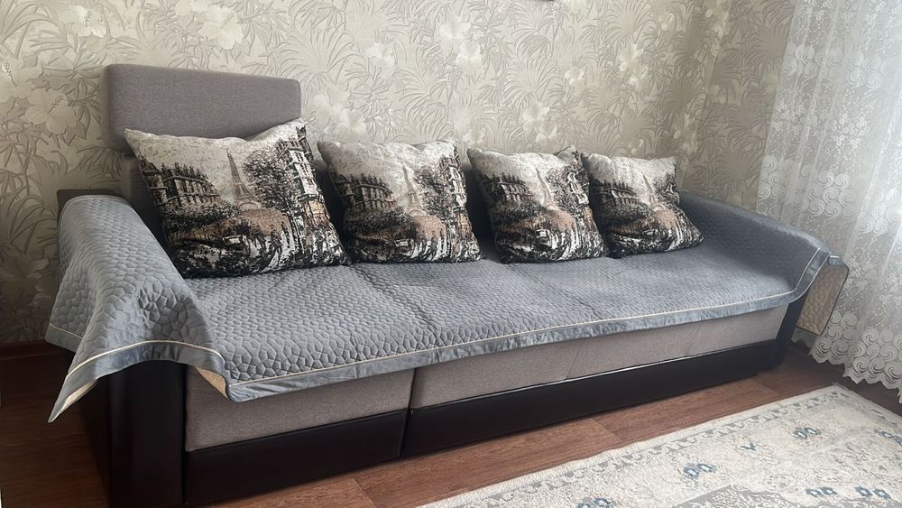 Продам диван 3 метра
