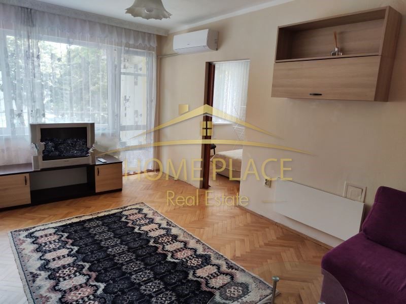 Дава се под наем Двустаен апартамент в Варна, Спортна зала - 64 кв.м за 561 € - Снимка #1